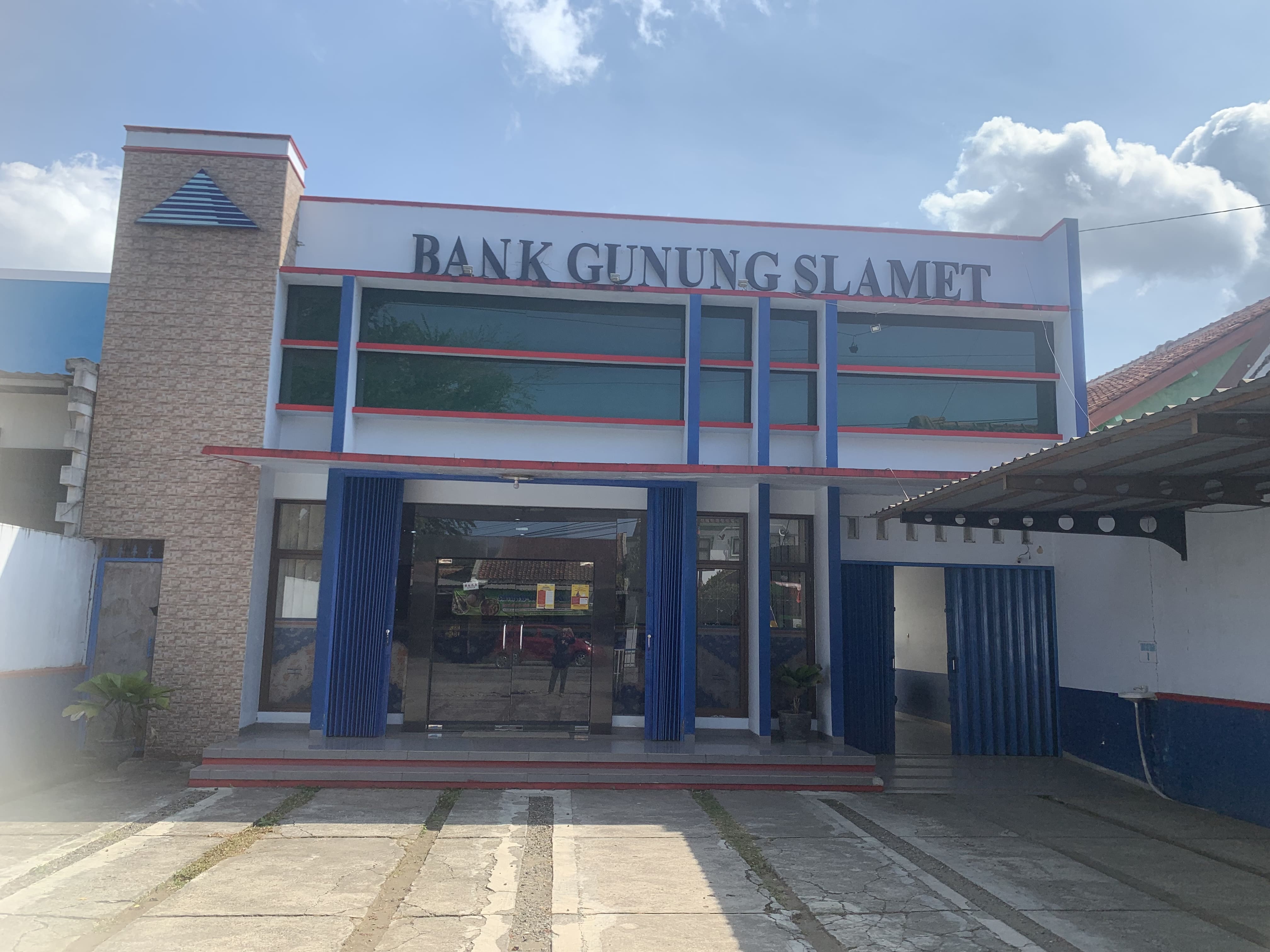 PT. BPR Gunung Slamet Kantor Kas Adipala